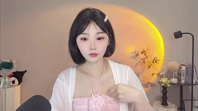 Pinkgirl520 online show from May 31, 2026, 2:28 am