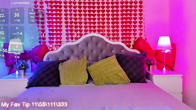 katymeaw online show from February 19, 2026, 1:35 am