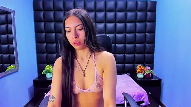 Alana Hotterr online show from February 5, 2026, 4:41 am