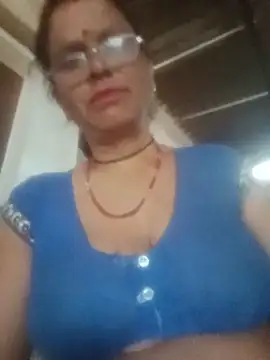 Snapshot of Pinki_rajak chatting on June 2, 2026, 12:21 am Pinki rajak online show from June 2, 2026, 12:21 am