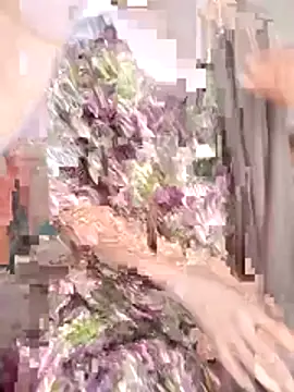 Snapshot of guddi_Jaaneman chatting on December 16, 2025, 5:11 am guddi Jaaneman online show from December 16, 2025, 5:11 am