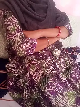 Snapshot of guddi_Jaaneman chatting on December 14, 2025, 5:02 am guddi Jaaneman online show from December 14, 2025, 5:02 am