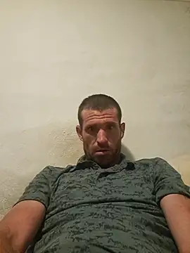 Good1Good4 online show from December 17, 2025, 2:05 am