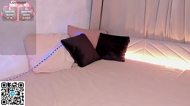 mimisweeet online show from January 17, 2026, 4:38 am