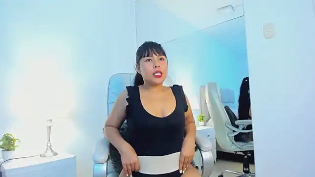 JulietaFerrer  online show from April 11, 2026, 11:36 am