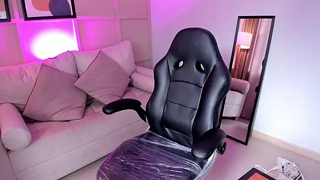 Meivis   online show from January 16, 2026, 12:42 pm