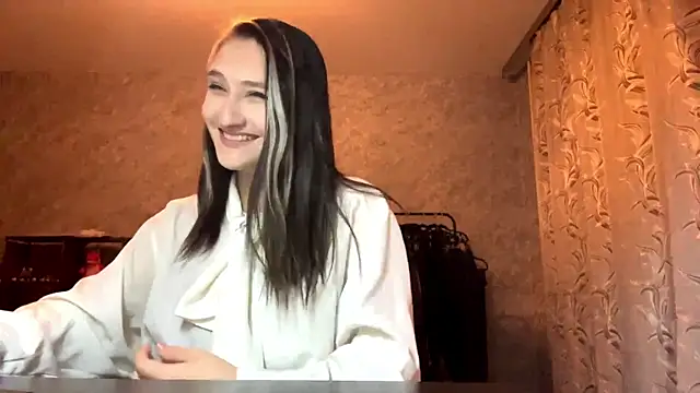 Snapshot of ShonnaSteffensmeier chatting on December 22, 2025, 3:12 pm ShonnaSteffensmeier online show from December 22, 2025, 3:12 pm