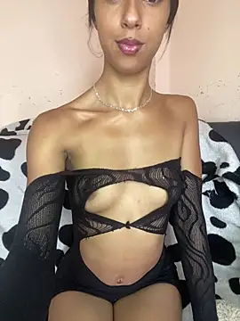 Snapshot of FOXXX_BABY chatting on February 6, 2026, 5:09 pm FOXXX BABY online show from February 6, 2026, 5:09 pm