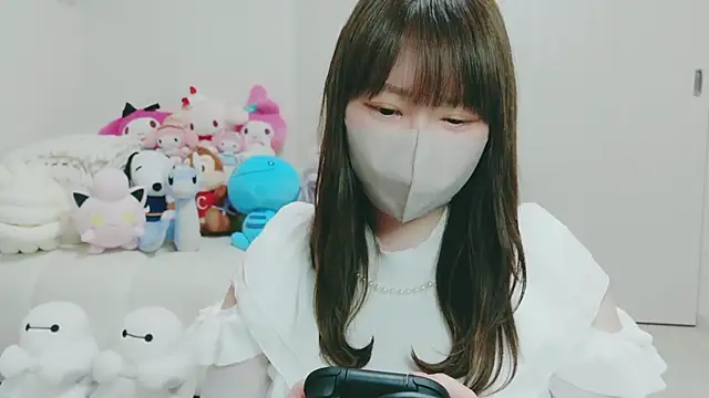 yuyuchan   online show from April 8, 2026, 11:01 am