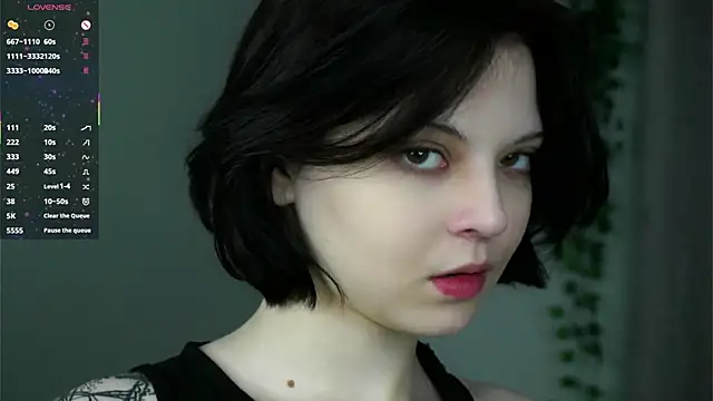 Snapshot of SharylOrbin chatting on January 8, 2026, 7:31 pm SharylOrbin online show from January 8, 2026, 7:31 pm