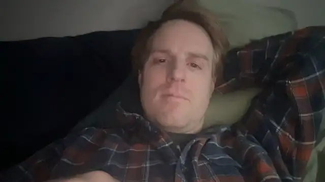 Snapshot of hmmm411 chatting on December 13, 2025, 8:26 pm hmmm411 online show from December 13, 2025, 8:26 pm