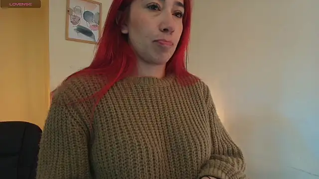 Snapshot of Celestee15_ chatting on June 10, 2026, 11:33 am Celestee15 online show from June 10, 2026, 11:33 am