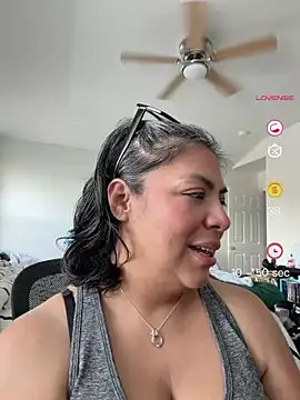 Snapshot of BettyWhispers chatting on July 2, 2026, 5:30 pm BettyWhispers online show from July 2, 2026, 5:30 pm