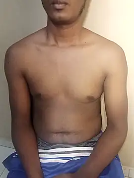 Snapshot of golosos2331 chatting on December 15, 2025, 10:48 pm golosos2331 online show from December 15, 2025, 10:48 pm