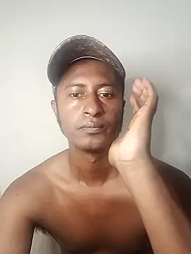 Snapshot of golosos2331 chatting on December 13, 2025, 8:37 pm golosos2331 online show from December 13, 2025, 8:37 pm