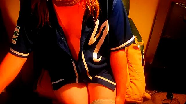 GoodGirlKelly online show from March 17, 2026, 5:43 am