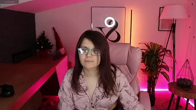 Ariell Mini online show from January 18, 2026, 2:20 pm