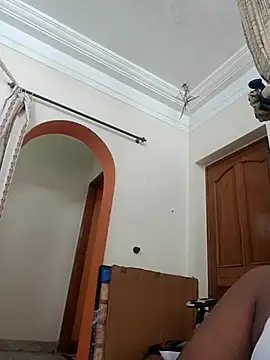 Snapshot of XYZ_looking_guy14 chatting on December 15, 2025, 8:42 am XYZ looking guy14 online show from December 15, 2025, 8:42 am