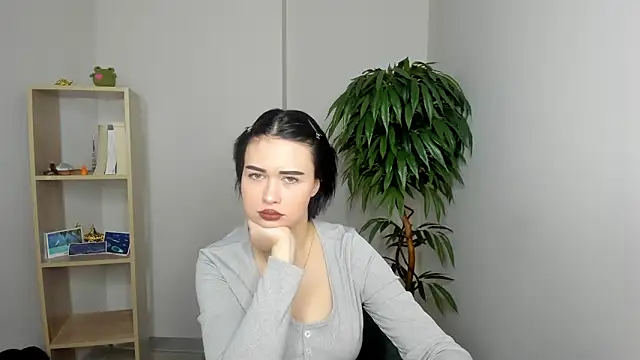 Snapshot of FelishaCasar chatting on December 16, 2025, 7:45 am FelishaCasar online show from December 16, 2025, 7:45 am