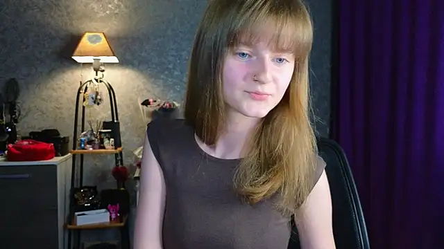Snapshot of Miss_Alisa_ chatting on June 14, 2026, 6:53 pm Miss Alisa online show from June 14, 2026, 6:53 pm