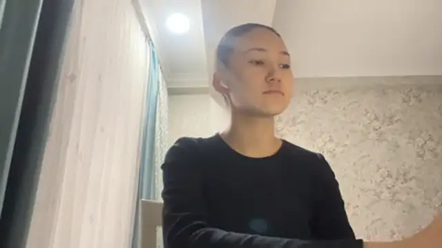 Snapshot of AyaWink chatting on December 15, 2025, 3:34 am AyaWink online show from December 15, 2025, 3:34 am