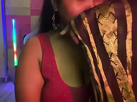Snapshot of sonal-6 chatting on July 30, 2026, 8:19 pm sonal-6 online show from July 30, 2026, 8:19 pm