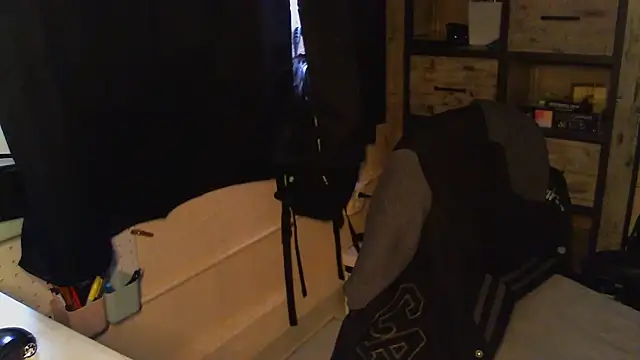 jhaycobXgarcia online show from March 9, 2026, 10:02 pm