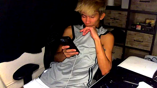 jhaycobXgarcia online show from April 1, 2026, 2:47 pm