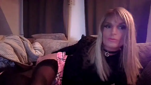 SissyJessy91 online show from January 17, 2026, 5:33 am