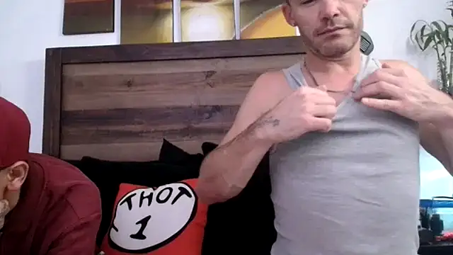 Snapshot of 760PS chatting on December 22, 2025, 8:25 am 760PS online show from December 22, 2025, 8:25 am