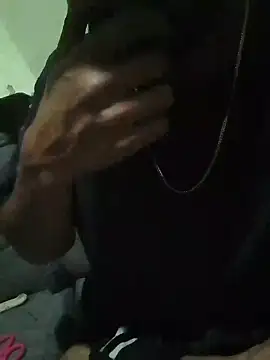 Snapshot of mavyz56 chatting on March 1, 2026, 2:22 am mavyz56 online show from March 1, 2026, 2:22 am