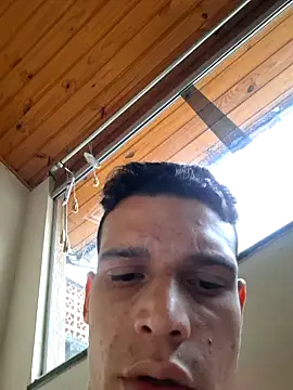 Snapshot of Magrin888 chatting on December 14, 2025, 7:41 pm Magrin888 online show from December 14, 2025, 7:41 pm