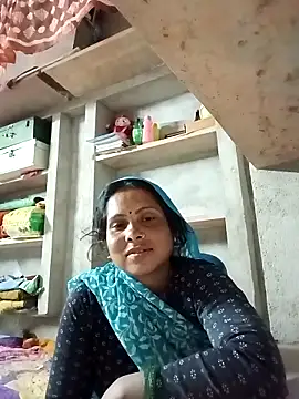 Shreya pandit online show from March 12, 2026, 6:12 pm