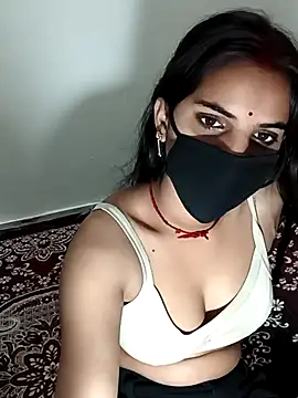 Pooja Love143 online show from March 13, 2026, 3:39 pm