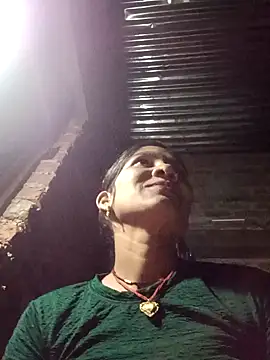 Snapshot of Cute_rekhay chatting on December 14, 2025, 12:44 pm Cute rekhay online show from December 14, 2025, 12:44 pm