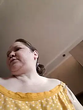 -Queen- online show from February 23, 2026, 5:30 am