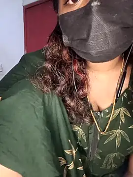 Snapshot of tamilsaisree chatting on February 14, 2026, 5:24 pm tamilsaisree online show from February 14, 2026, 5:24 pm