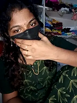 Snapshot of tamilsaisree chatting on February 4, 2026, 6:14 pm tamilsaisree online show from February 4, 2026, 6:14 pm