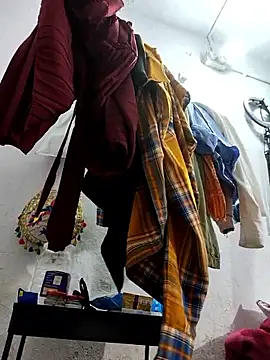 XPriti x online show from April 15, 2026, 12:32 pm