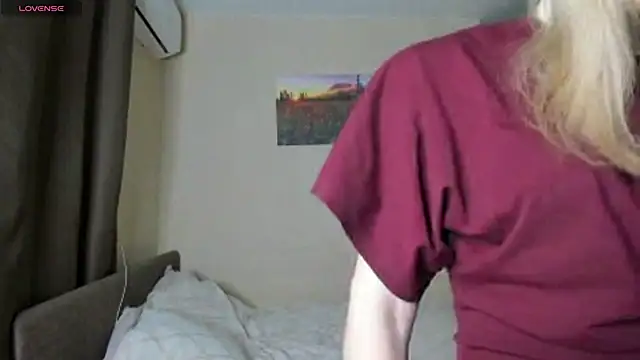 SkyeDavis online show from February 1, 2026, 8:07 pm