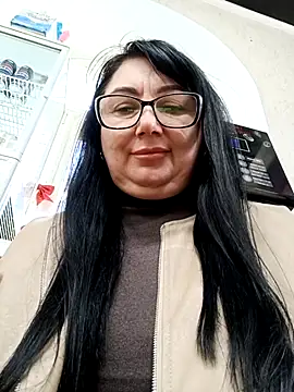 MariSwan222 online show from April 5, 2026, 10:22 am