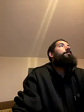 hornysneyhey online show from December 15, 2025, 7:31 pm