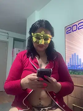 Snapshot of Etopya2388 chatting on May 13, 2026, 11:56 pm Etopya2388 online show from May 13, 2026, 11:56 pm