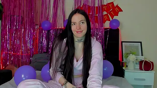 AdrianaCult online show from February 20, 2026, 6:59 am