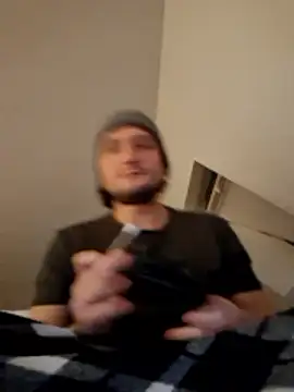 Snapshot of Ghost_Pie chatting on December 15, 2025, 1:33 am Ghost Pie online show from December 15, 2025, 1:33 am