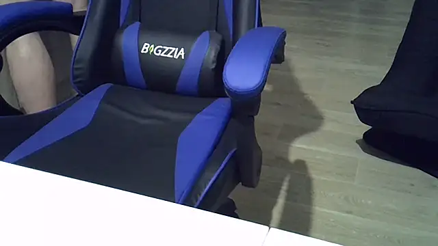 Zetros 15 online show from March 18, 2026, 11:05 pm