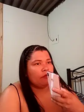 Snapshot of Alejandrina_fer chatting on December 20, 2025, 9:28 pm Alejandrina fer online show from December 20, 2025, 9:28 pm