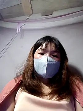 Snapshot of May-Ne chatting on December 21, 2025, 3:03 pm May-Ne online show from December 21, 2025, 3:03 pm