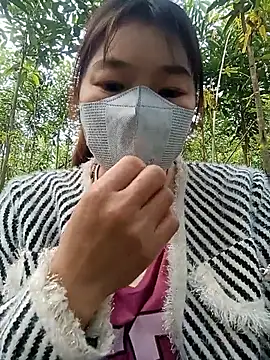 May-Ne online show from December 21, 2025, 2:57 am