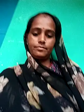 Snapshot of Radhika97A chatting on August 4, 2026, 6:51 am Radhika97A online show from August 4, 2026, 6:51 am